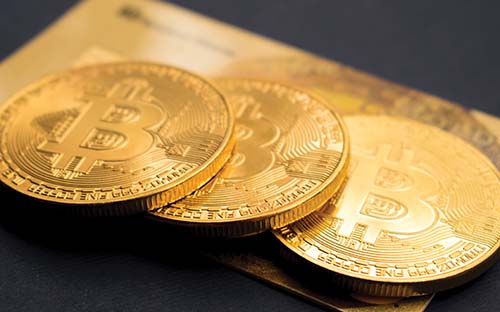 Gold, bitcoin, blockchain