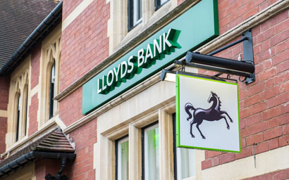 Lloyds_bank_branch
