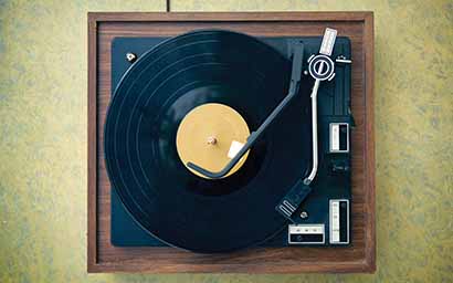 Old_turntable