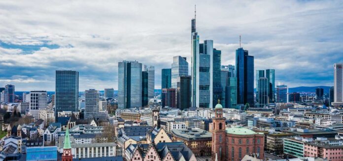 Frankfurt_Wide